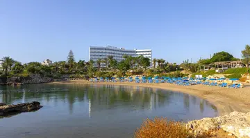 Crystal Springs Beach Hotel