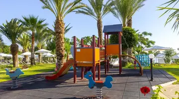 Crystal Springs Beach Hotel