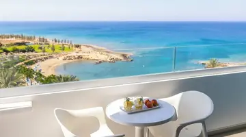 Crystal Springs Beach Hotel