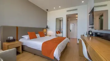 Crystal Springs Beach Hotel