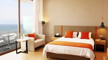Crystal Springs Beach Hotel