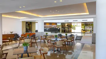 Crystal Springs Beach Hotel
