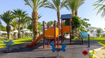 Crystal Springs Beach Hotel