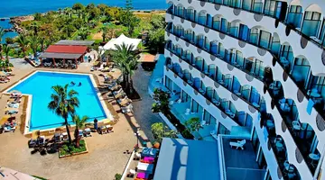 Crystal Springs Beach Hotel