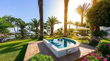 Crystal Springs Beach Hotel
