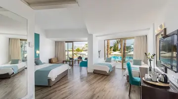 Crystal Springs Beach Hotel