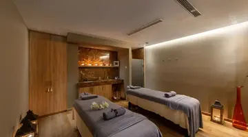 Crystal Springs Beach Hotel