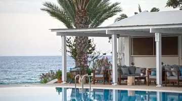 Crystal Springs Beach Hotel