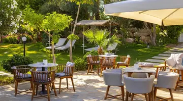 Crystal Springs Beach Hotel