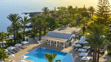 Crystal Springs Beach Hotel