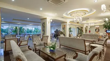 Crystal Tat Beach Pearl Collection