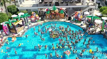 CRYSTAL WATERWORLD AQUA COLLECTION