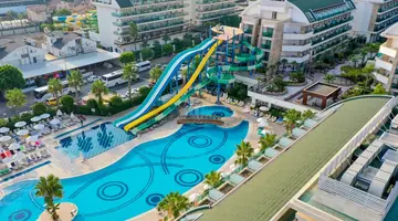CRYSTAL WATERWORLD AQUA COLLECTION