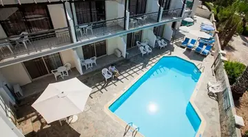 Crystallo Apartments