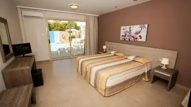 Crystallo Apartments