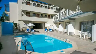 CRYSTALLO APARTMENTS