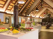 CRYSTALS Beach Resort Belle Mare BY RADISSON