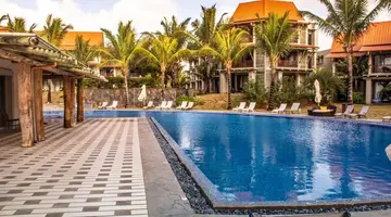 Crystals Beach Resort Belle Mare - by Radisson