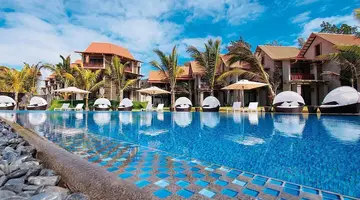 CRYSTALS Beach Resort Belle Mare BY RADISSON