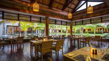 CRYSTALS BEACH RESORT BELLE MARE BY RADISSON