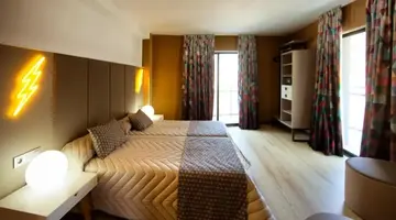 Cuco Hotel