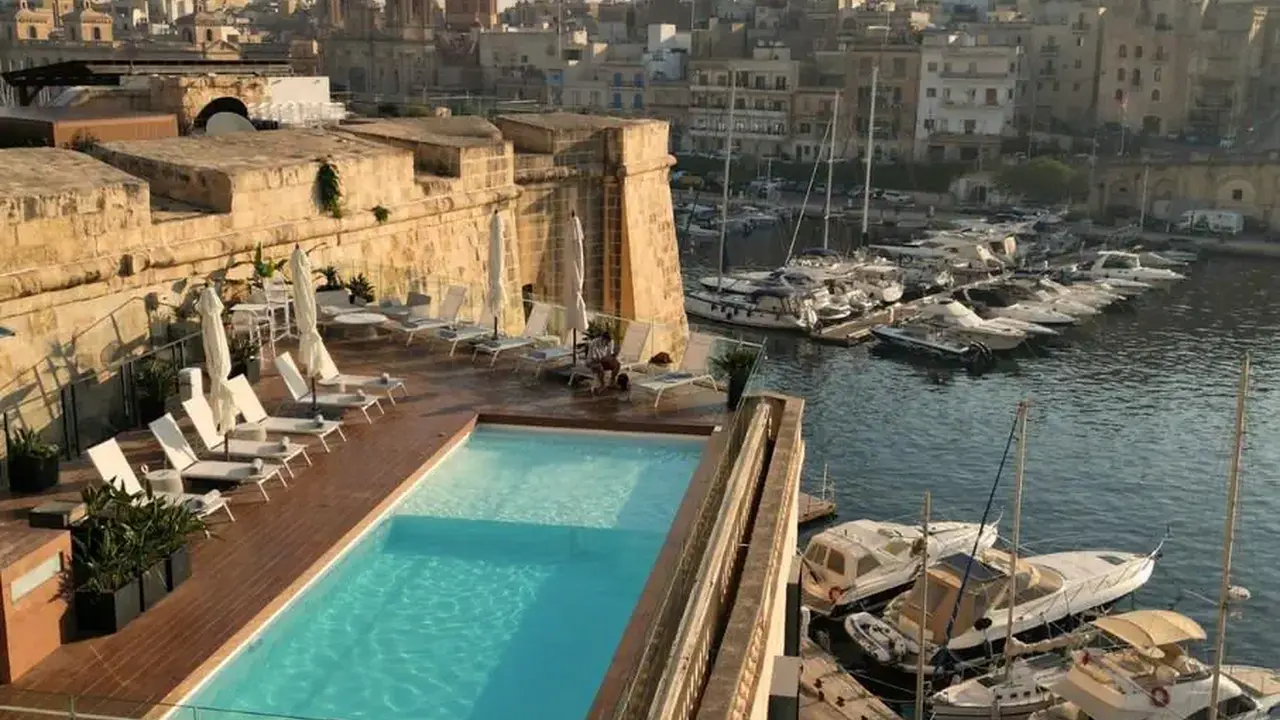 Cugo Gran Macina Grand Harbour