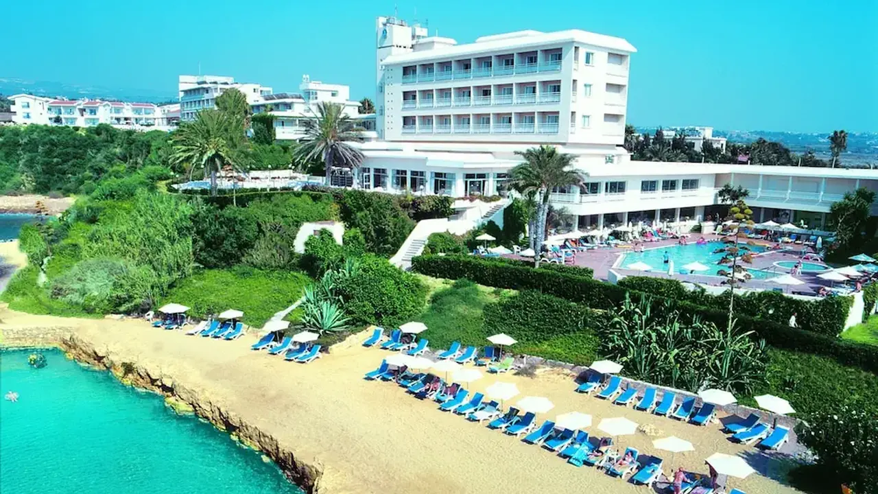 Cynthiana Beach Hotel