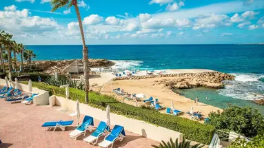 Cynthiana Beach Hotel