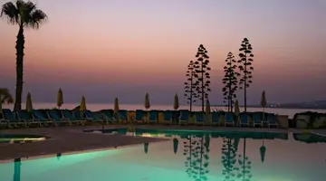 Cynthiana Beach Hotel