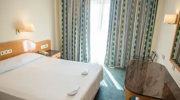 Cynthiana Beach Hotel