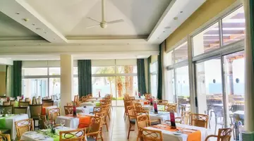 Cynthiana Beach Hotel