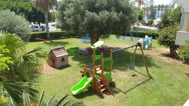 Cynthiana Beach Hotel