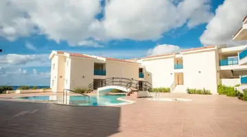 Cynthiana Beach Hotel
