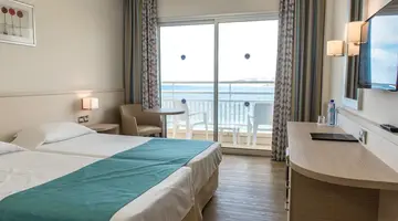 Cynthiana Beach Hotel