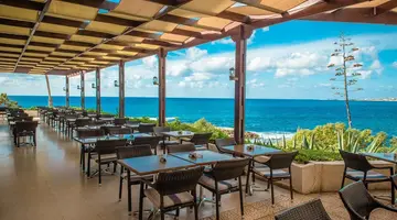 Cynthiana Beach Hotel
