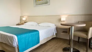 Cynthiana Beach Hotel