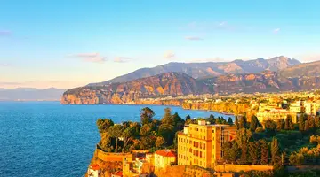 Czarna Procesja i Wielkanoc w Sorrento