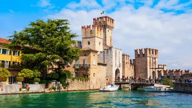 Czerwony Pociąg: przez Alpy aż po Bella Venezia!
