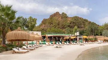D Maris Bay