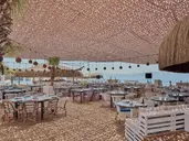 D Maris Bay
