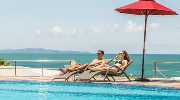 D VAREE JOMTIEN BEACH