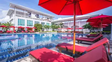 D VAREE JOMTIEN BEACH
