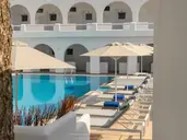 Daedalus Hotel