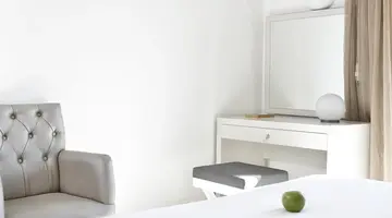 DAEDALUS HOTEL