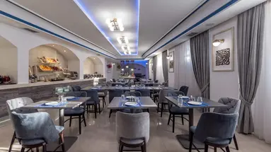 Daedalus Hotel