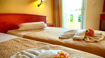 Daisy Hotel