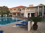 Daisy Hotel