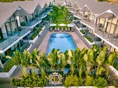 Dallas Beach Resort