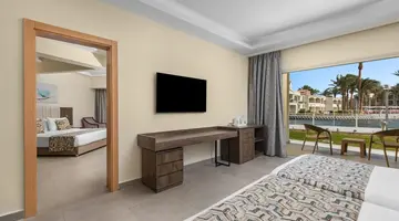 Dana Beach Resort*****
