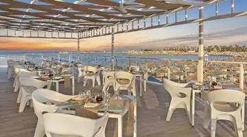 DANA BEACH RESORT